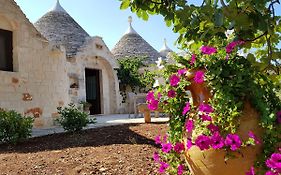 Almapetra Trulli Resort Locorotondo Exterior photo