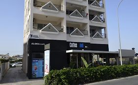 Alora Apartments Lárnaka Exterior photo