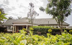 Engo Airport Resort Kitale Exterior photo