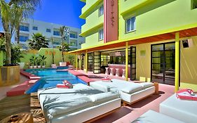 Tropicana Ibiza Suites - Adults Only Platja d'en Bossa Exterior photo