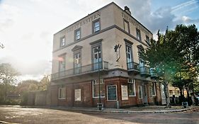 Publove @ The Great Eastern, Docklands Vandrerhjem Greenwich Exterior photo