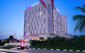 Favehotel Palembang Exterior photo