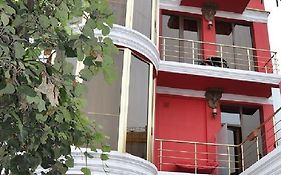 Hotel Amber Batumi Exterior photo