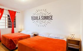 Tequila Sunrise Hostel Guatemala City Exterior photo