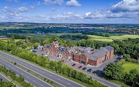 Hogs Back Hotel & Spa Farnham  Exterior photo