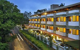 Sterling Lonavala Hotell Exterior photo