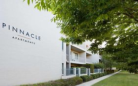 Pinnacle Apartments Canberra Exterior photo