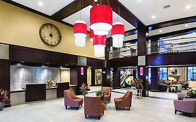 ClubHouse Hotel&Suites Fargo Exterior photo