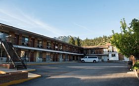 Radium Park Lodge Radium Hot Springs Exterior photo