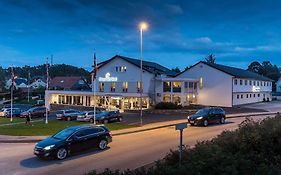 Almaas Hotell Stord As Exterior photo