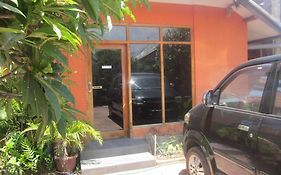 Mumbul Guesthouse Pabean Buleleng Exterior photo