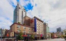 Howard Johnson By Wyndham Vancouver Downtown Hotell Exterior photo