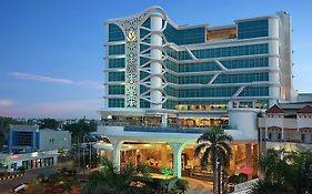 Golden Tulip Galaxy Hotel Banjarmasin Banjarmasin  Exterior photo