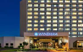 Wyndham Tulsa Hotell Exterior photo