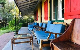 Fairy Knowe Backpackers Lodge Wilderness Exterior photo