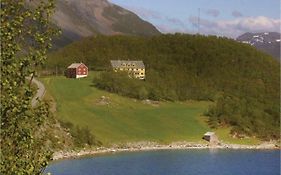 Awesome Home In Korsfjorden With Wifi Komagfjord Exterior photo