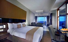 The Malibu Suites Balikpapan By Sissae Living Exterior photo