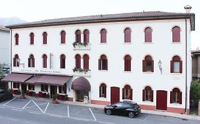 Al Cavallino Hotell Follina Exterior photo