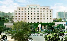 Green Park Chennai Hotell Exterior photo