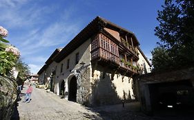 La Casa Del Organista Hotell Santillana del Mar Exterior photo