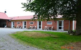 Bed & Breakfast Tistrup Bed & Breakfast Exterior photo