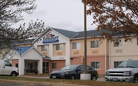 Baymont By Wyndham Coon Rapids Hotell Exterior photo