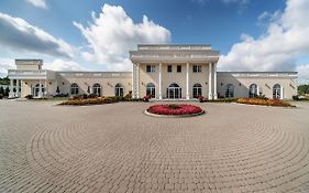 Parisel Palace Centrum Konferencyjno-Wypoczynkowe Klimki Pod Lukowem Hotell Exterior photo