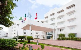 Ocean View Cancun Arenas Hotell Exterior photo