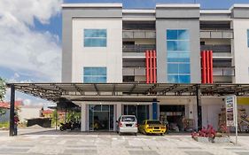 Reddoorz Syariah Near Lubang Jepang Bukittinggi Hotell Exterior photo