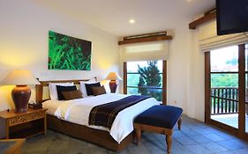 Novus Giri Resort & Spa Puncak Room photo