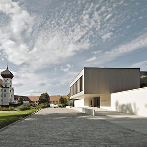 Schloss Hohenkammer Hotell Exterior photo