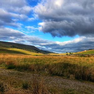 The Garsdale Bed & Breakfast - Goats And Oats At Garsdale Bed & Breakfast Hawes Exterior photo