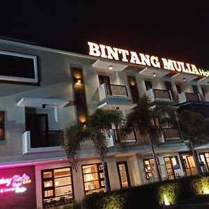 Bintang Mulia Hotel&Resto Jembel Exterior photo