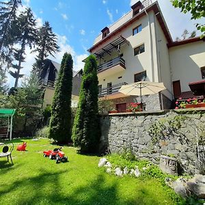 Vila Felix Hotell Sinaia Exterior photo