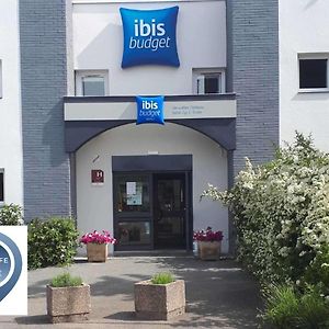 Ibis Budget Versailles Chateau Saint Cyr L'Ecole Hotell Exterior photo