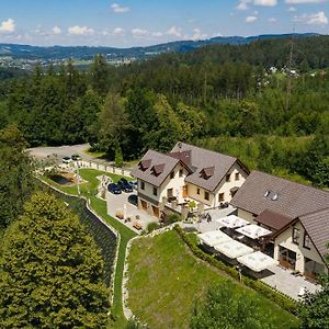 Penzion Na Kraji Lesa Hotell Valašské Meziříčí Exterior photo