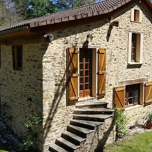 Moulin Lou Apmay Bed & Breakfast Saint-Cirgues  Exterior photo