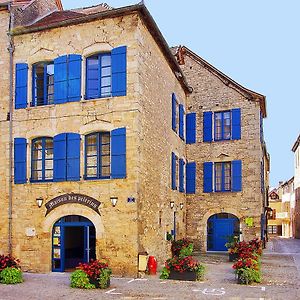 Gite La Maison Des Pelerins Hotell Villeneuve-dʼAveyron Exterior photo