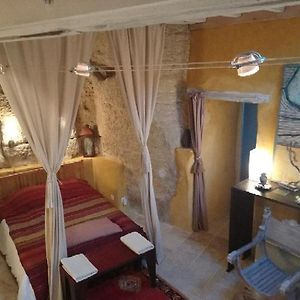 Troglodyte loft Bed & Breakfast Thoré-la-Rochette Exterior photo