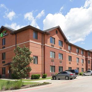 Baymont By Wyndham Bedford-Dallas Hotell Exterior photo