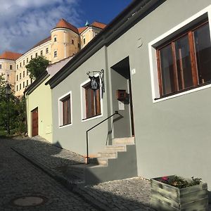 Castle-Wall-Inn Mikulov Exterior photo