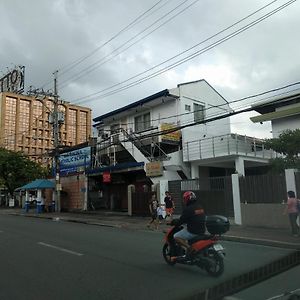 La Trinidad Pension House Hotell Manila Exterior photo