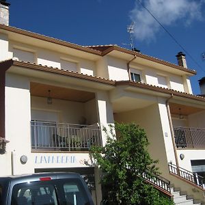 Apartamentos Rascafria Cerquilla Room photo