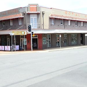 Royal Hotel Gympie Exterior photo