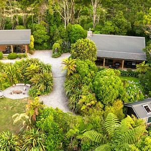 Paparoa Beach Hideaway With Hot Tub Villa Barrytown Exterior photo