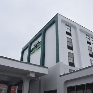 Wingate By Wyndham Baltimore BWI Airport Hotell Exterior photo