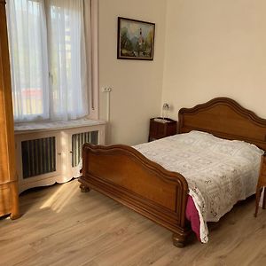 Chambre Arnica Lit 140 Wifi Sdb Partagee Bed & Breakfast Saint-Amarin Exterior photo