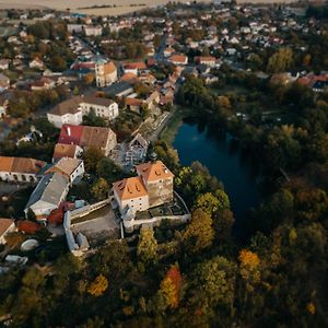 Ubytovani U Franku Leilighet Malesov Exterior photo