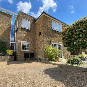 Delf Stream, Close To Town With Lovely Sunny Terrace Leilighet Sandwich Exterior photo