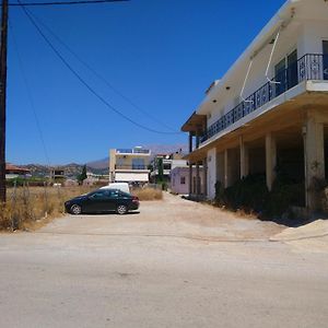 Sofies Port View Apartment Kokkinos Pyrgos Exterior photo